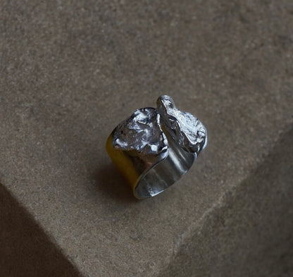 Anillo Irregular