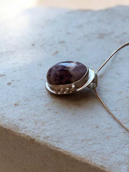 Dije Amatista y plata 925 - cadena enchapada en plata